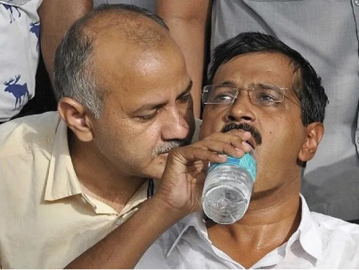 केजरीवाल और सिसोदिया की मुलाकात में दिल्ली के नए मुख्यमंत्री पर होगी मंथन  